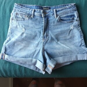 Threadgrit High Rise Distressed Denim Shorts Size 29 Light Wash Cuffed